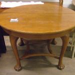 373 7471 DINING TABLE